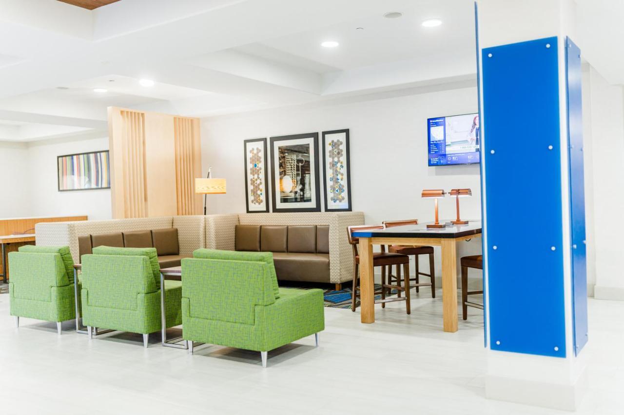 Holiday Inn Express Hotel & Suites Greenville By Ihg Exterior foto
