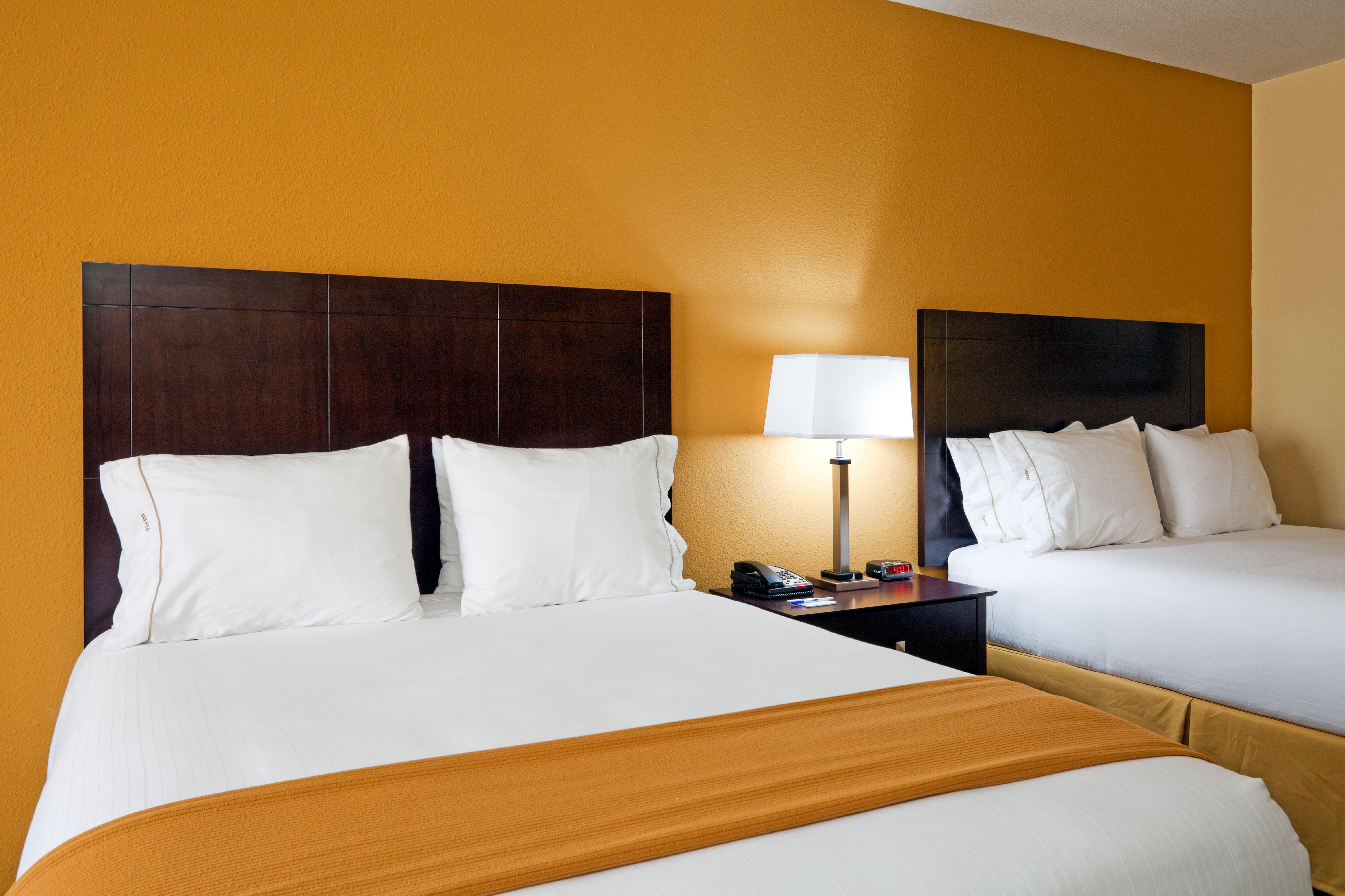 Holiday Inn Express Hotel & Suites Greenville By Ihg Exterior foto